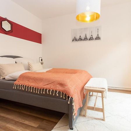 Fullhouse - Halle - R6 Apartments - Smarttv - Nespresso Luaran gambar