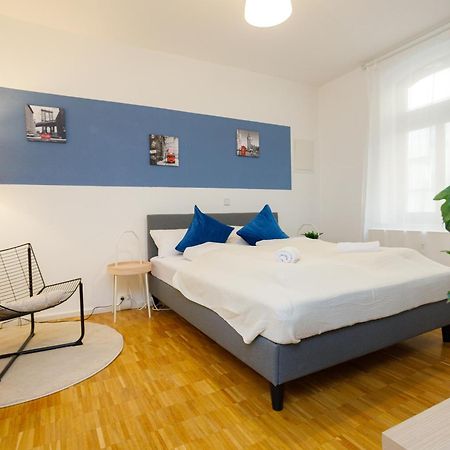 Fullhouse - Halle - R6 Apartments - Smarttv - Nespresso Luaran gambar