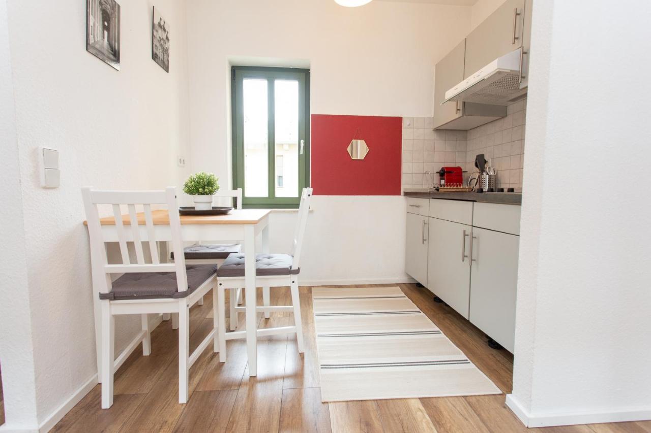Fullhouse - Halle - R6 Apartments - Smarttv - Nespresso Luaran gambar