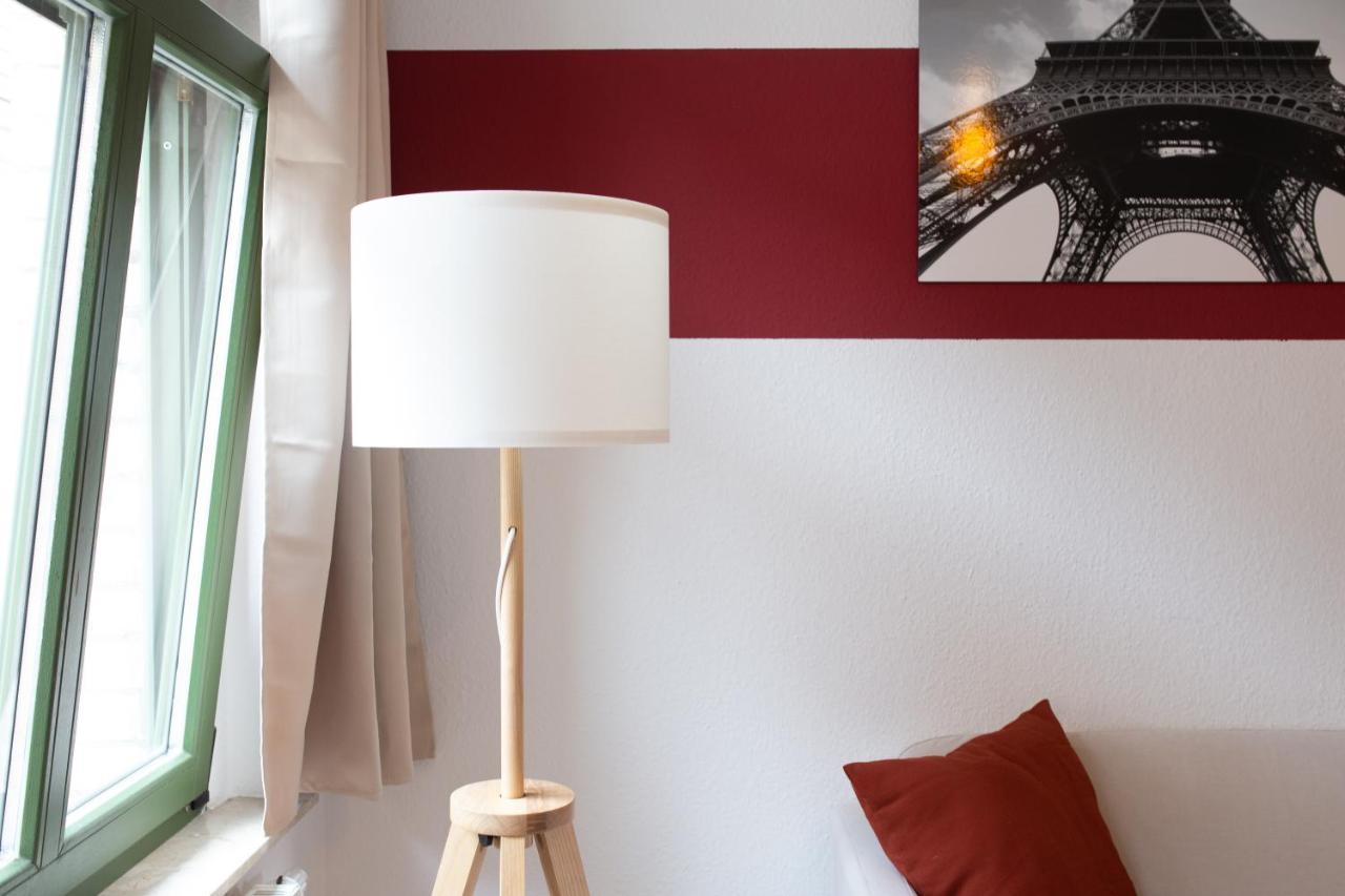 Fullhouse - Halle - R6 Apartments - Smarttv - Nespresso Luaran gambar