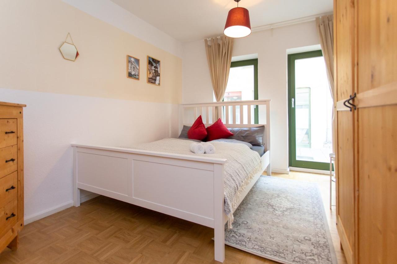 Fullhouse - Halle - R6 Apartments - Smarttv - Nespresso Luaran gambar